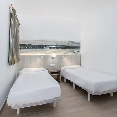 Apartamentos Lago Apartment *